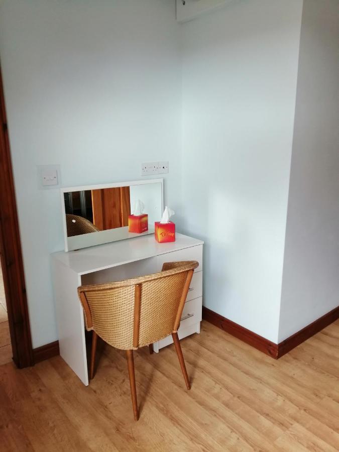 Lynn'S Lodge, International Airport 15Mins Randalstown Esterno foto